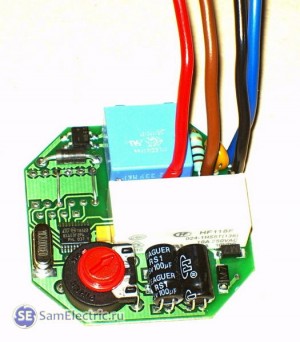 Электронное импульсное реле - вид со стороны деталей 1